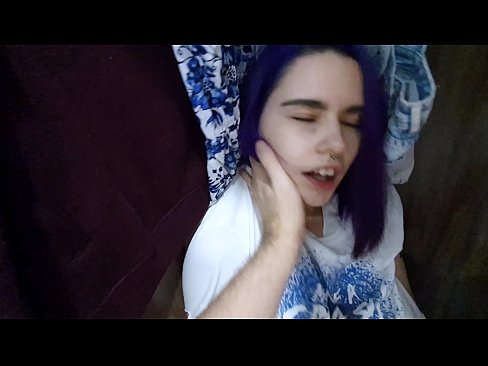❤️ Нашао сам своју сестру у орману и помогао јој да сврши ☑ Јебање код нас ❌